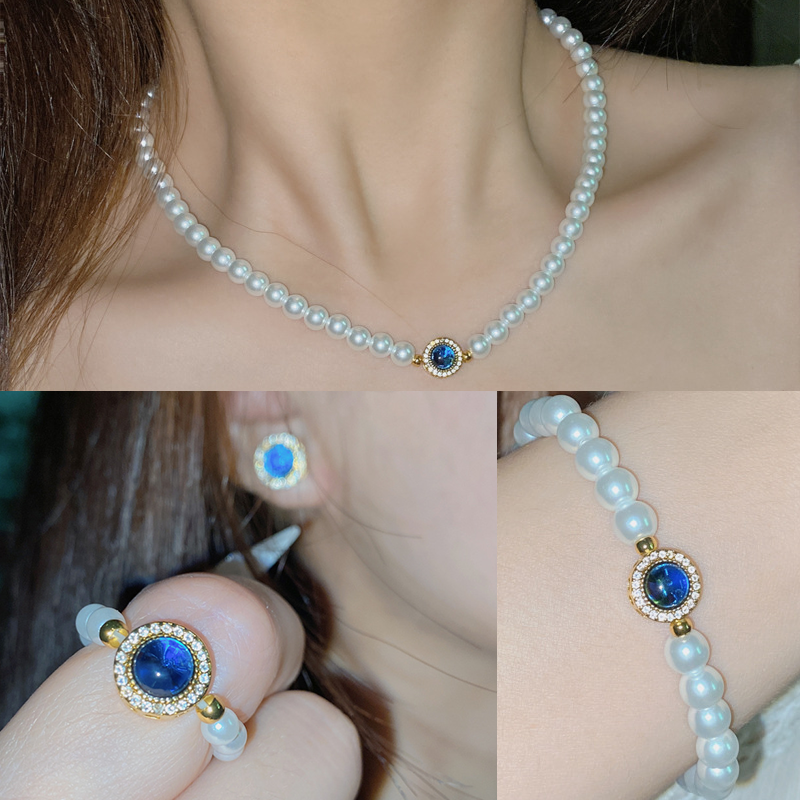 Round Bead Crystal Natural Freshwater Pearl Bracelet