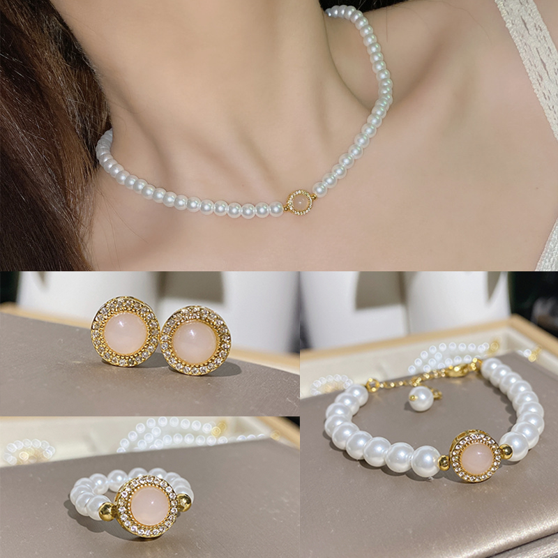 Round Bead Crystal Natural Freshwater Pearl Bracelet