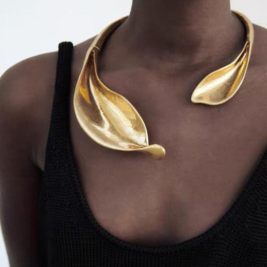 Gold Leaf Flower Collar Bracelet