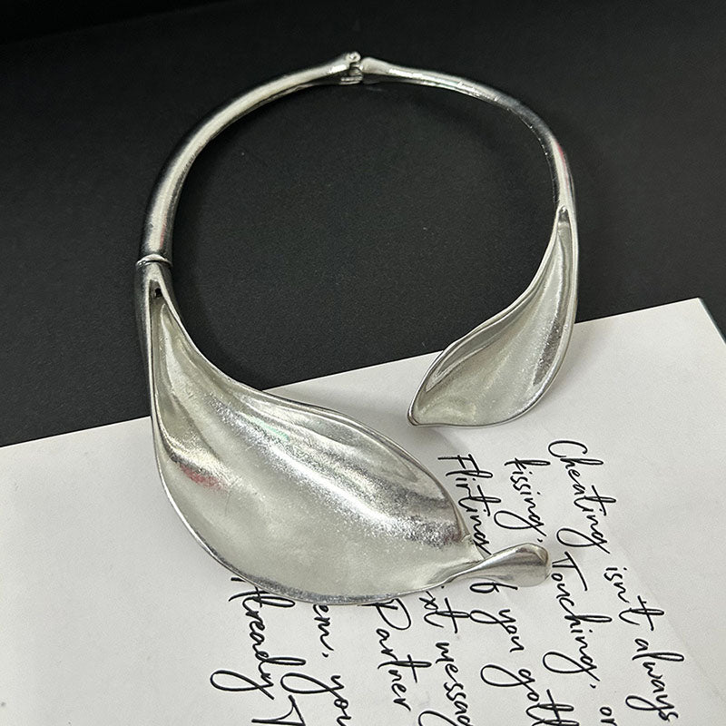 Gold Leaf Flower Collar Bracelet