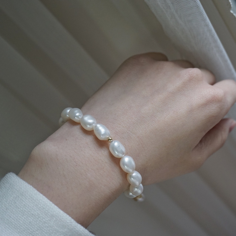 Freshwater Pearl & Crystal Bracelet