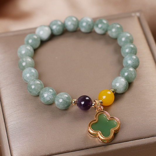 Four Leaf Clover • Agate Bracelet