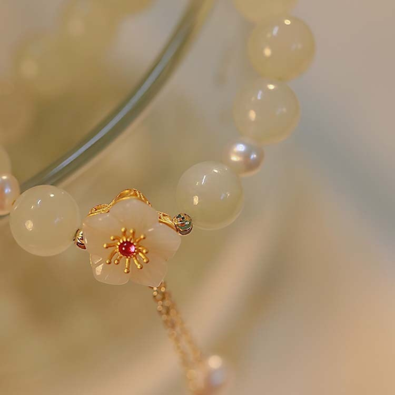 Sun flowers • Emerald Jade stone bracelet