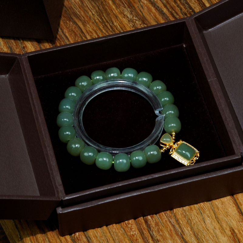 Charm • Confident • Natural Emerald Jade stone bracelet