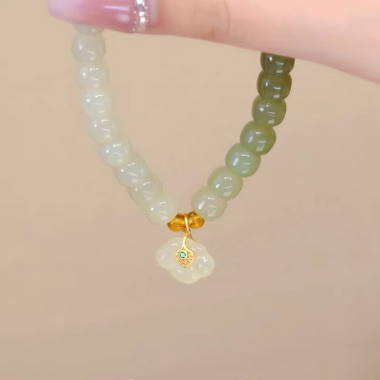 Lucky Lock Natural Emerald Jade Stone Bracelet