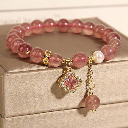Four-leaf clover natural strawberry crystal bracelet