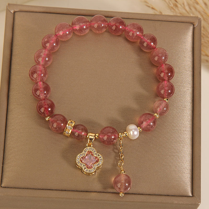 Four-leaf clover natural strawberry crystal bracelet