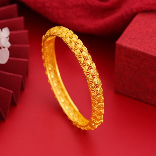 Vintage carved bracelet