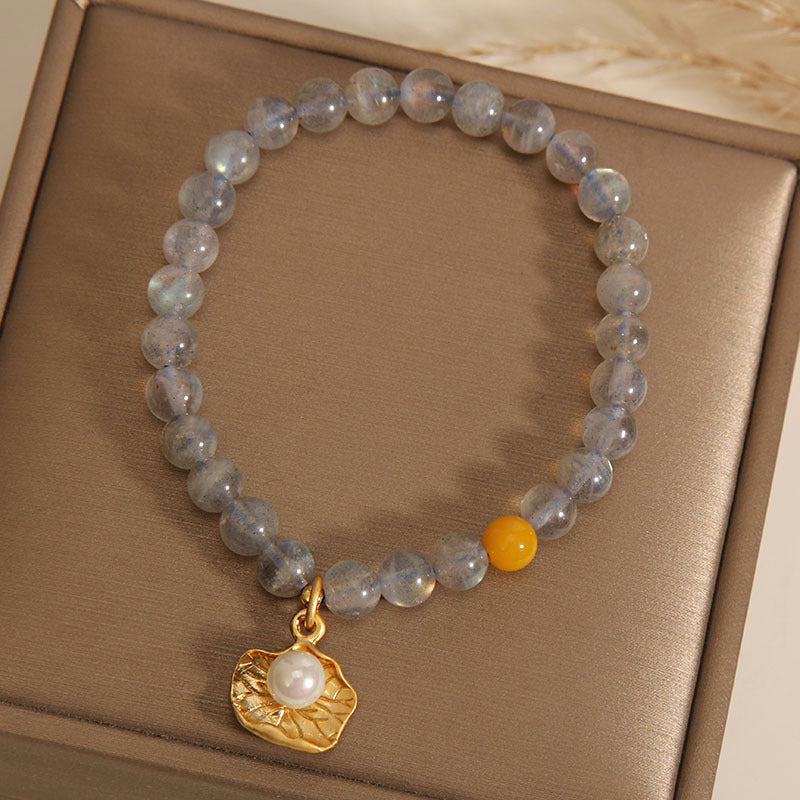 Lucky Shell • Natural Moonstone Bracelet