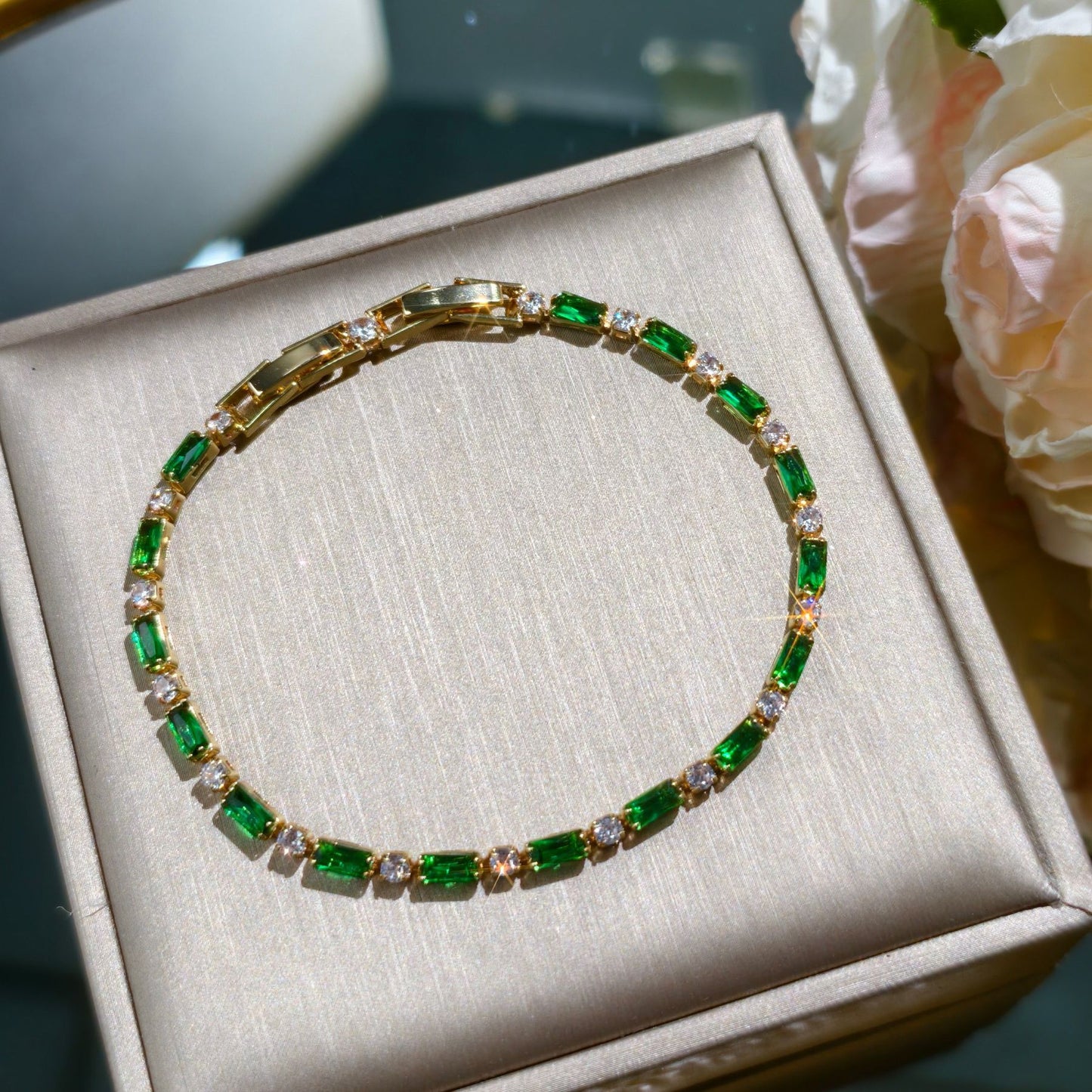 Crystal lucky bracelet