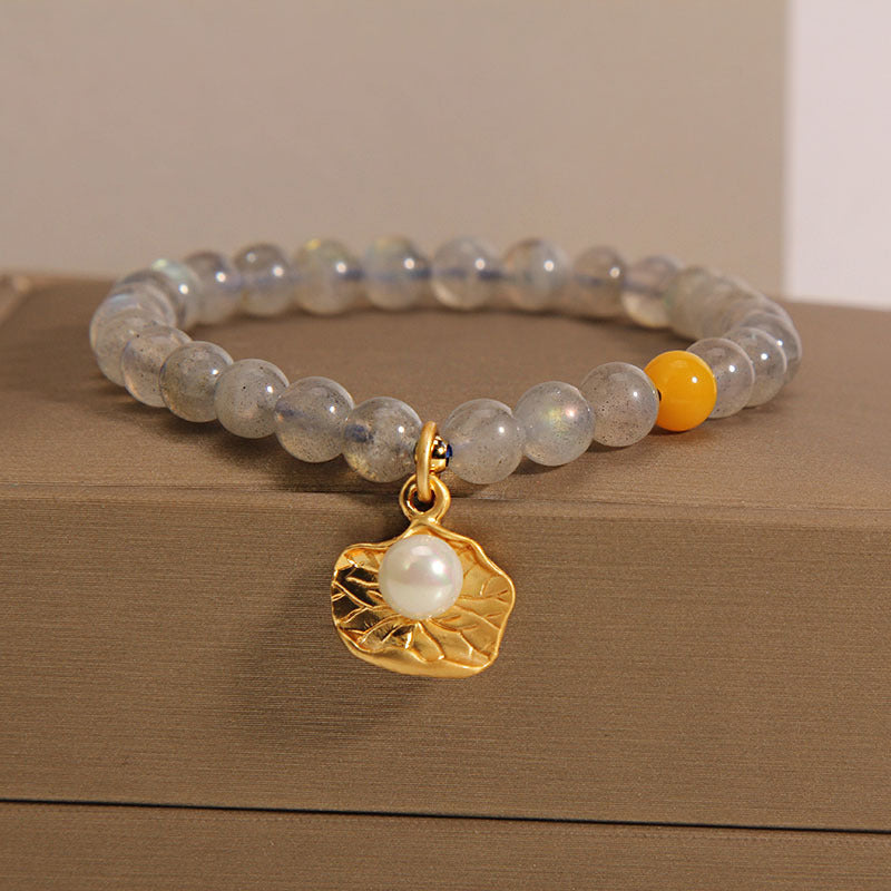 Lucky Shell • Natural Moonstone Bracelet
