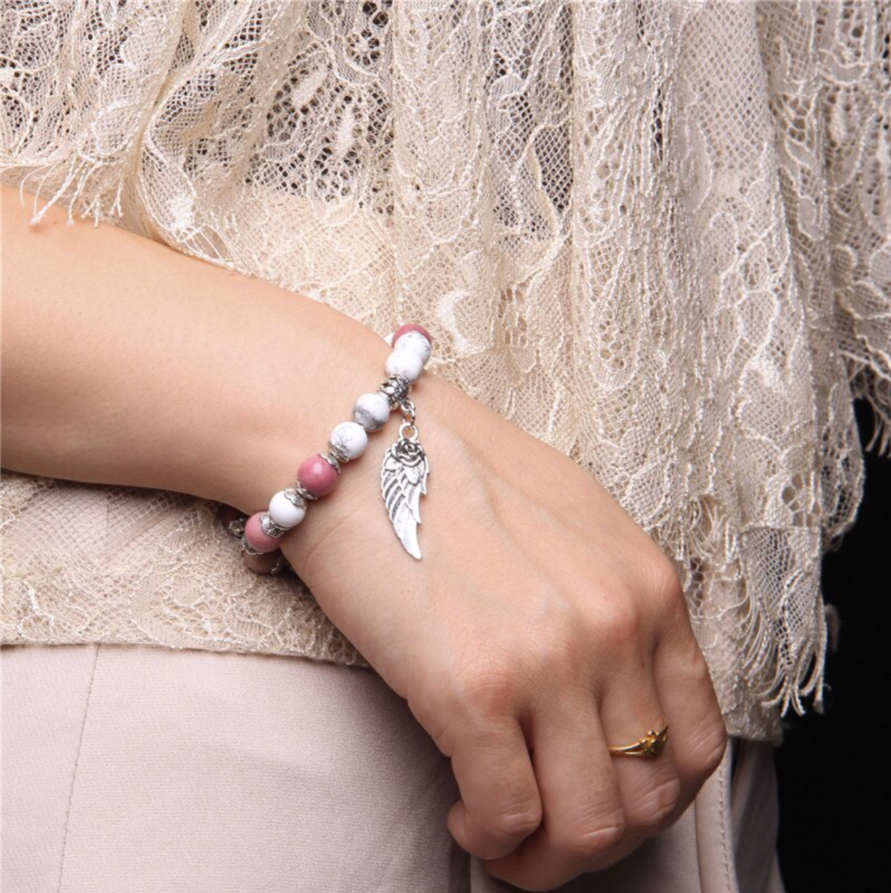 Angel Wing Quartz Agate Bracelet