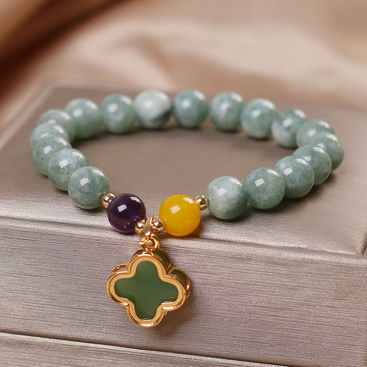 Four Leaf Clover • Agate Bracelet