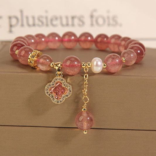 Four-leaf clover natural strawberry crystal bracelet