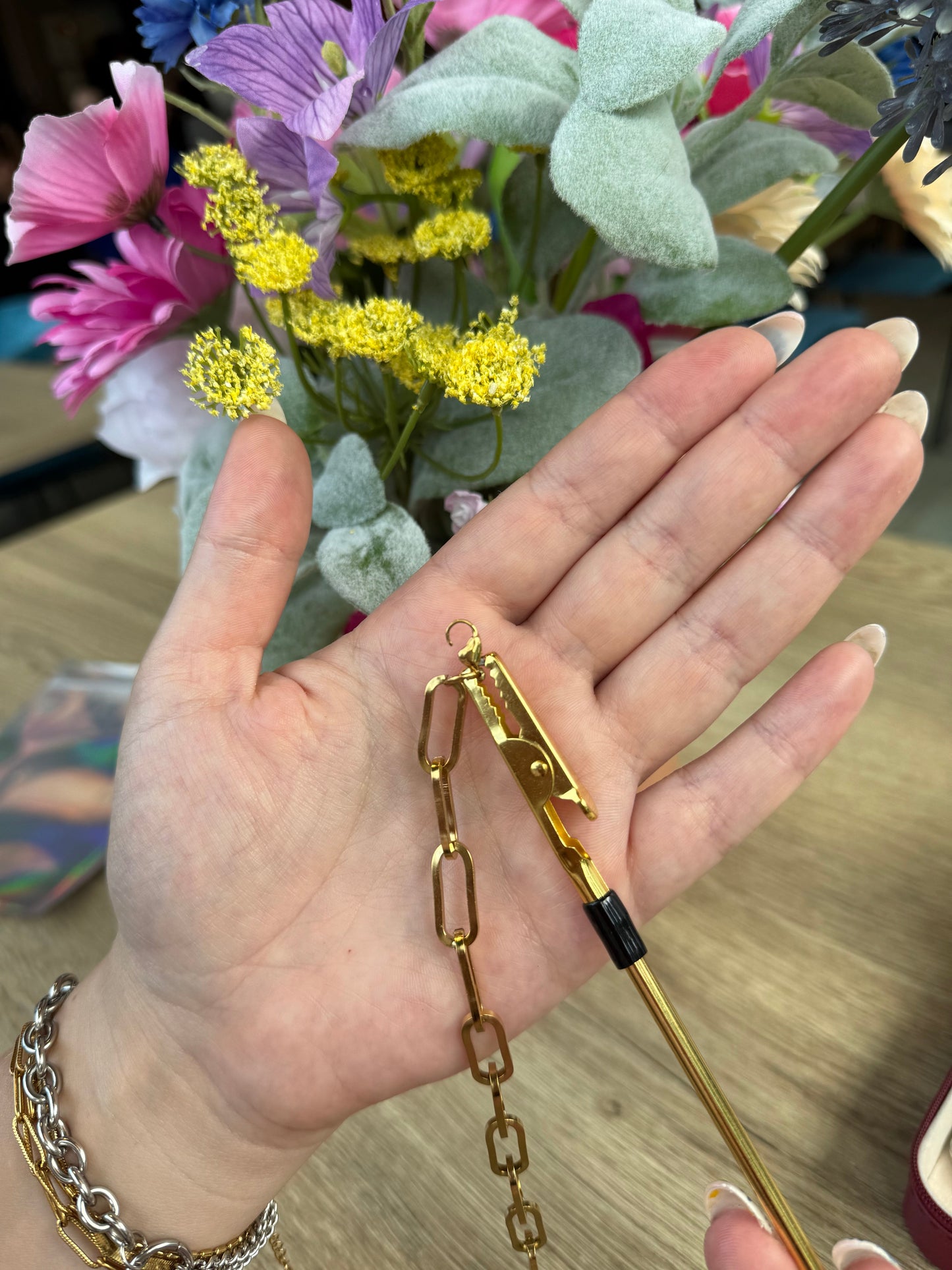 Clippi Bracelet Clasp Helper Tools