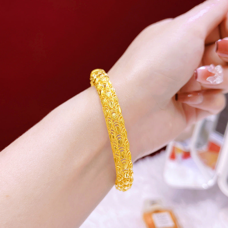 Vintage carved bracelet