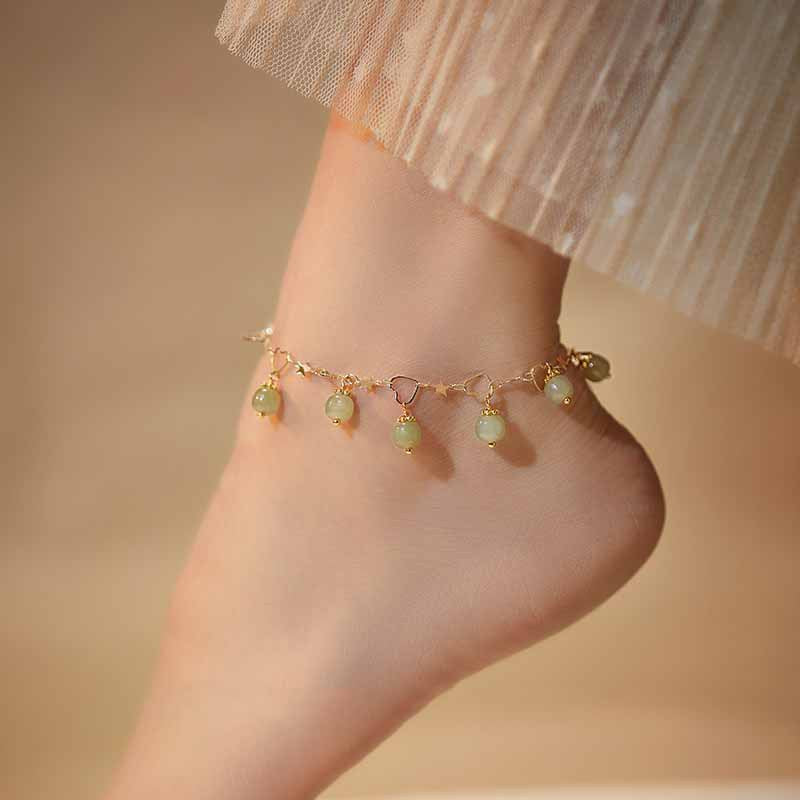Pulsera o tobillera de jade con piedras de esmeralda natural, corazones y estrellas