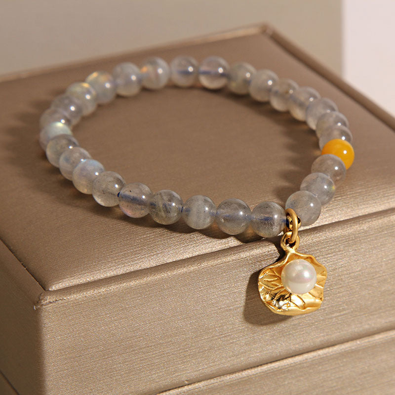 Lucky Shell • Natural Moonstone Bracelet